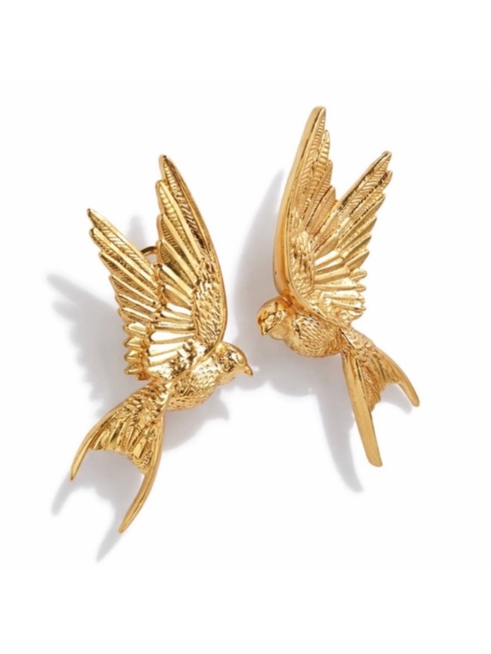 New! 14K Gold Plated Sparrow Bird Earrings (3041) NWOT